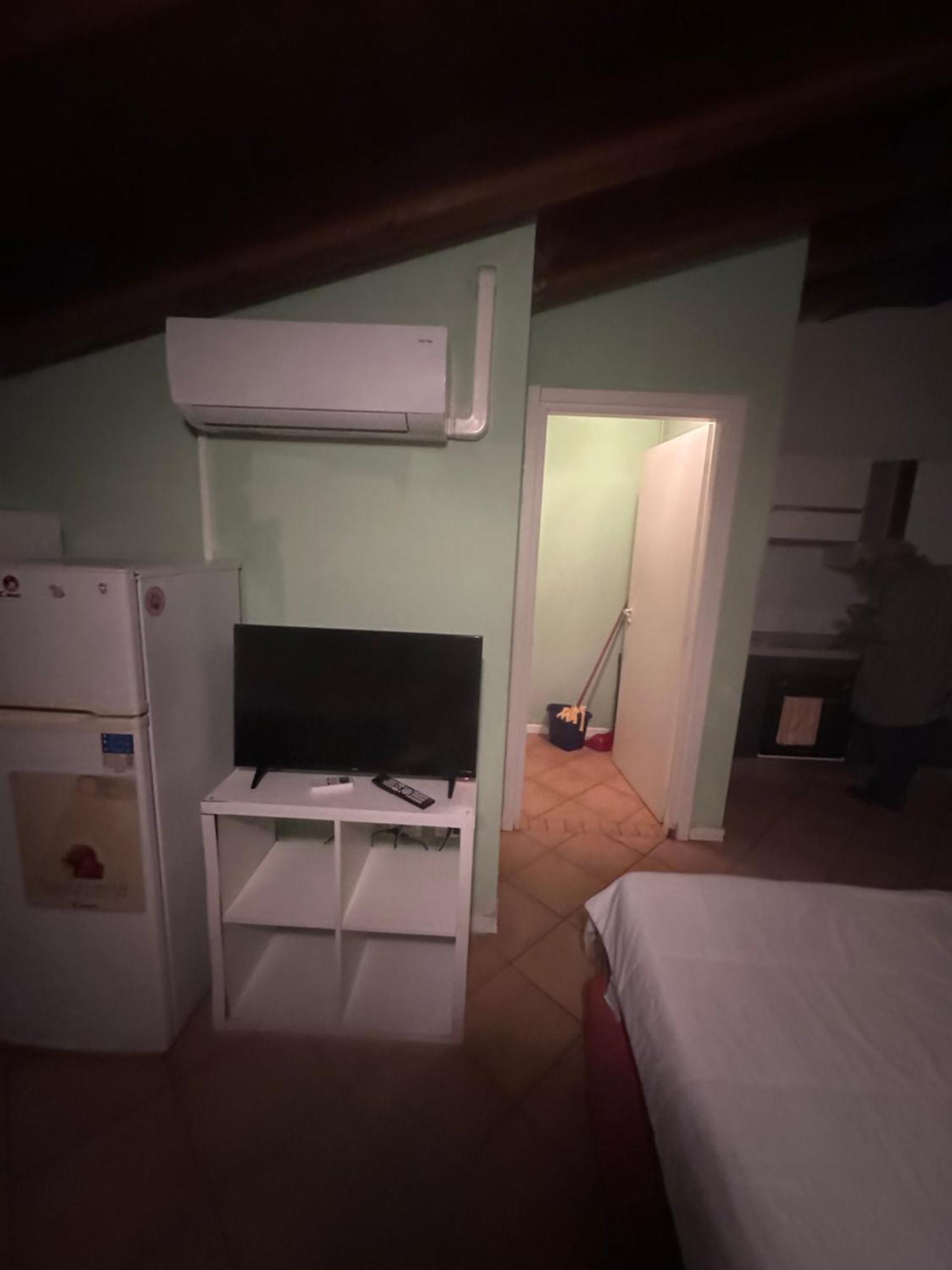Garibaldi 4 Loft Apartment Brescia Luaran gambar